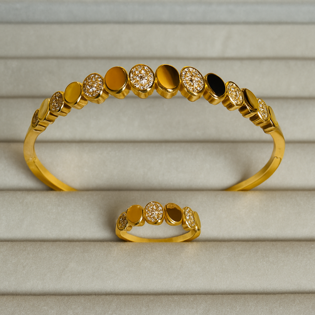 Golden Radiance Openable Bracelet & Ring Set