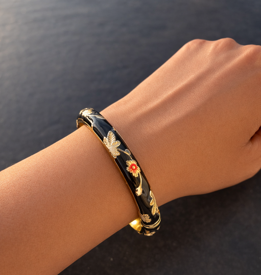 Anti Tarnish Black Elegant Floral Meenakari Enamel Bangle With Golden And Red Floral Detailing
