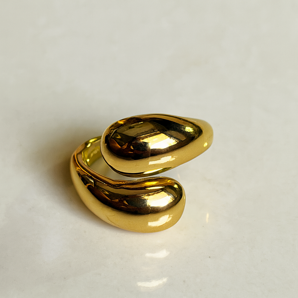 Golden Muse Rings – Set of 4 Sculpted 18k Gold Plated Statement Rings