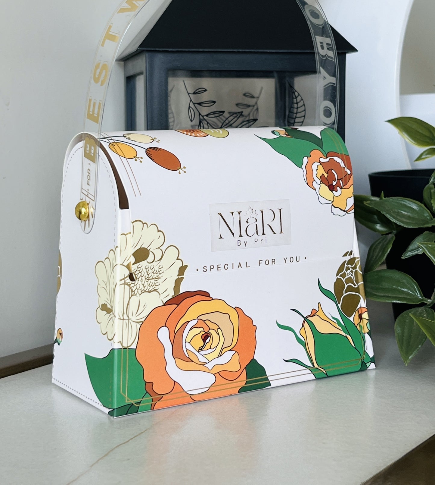 NIARI by Pri Floral Paper Purse Gift Hamper 2