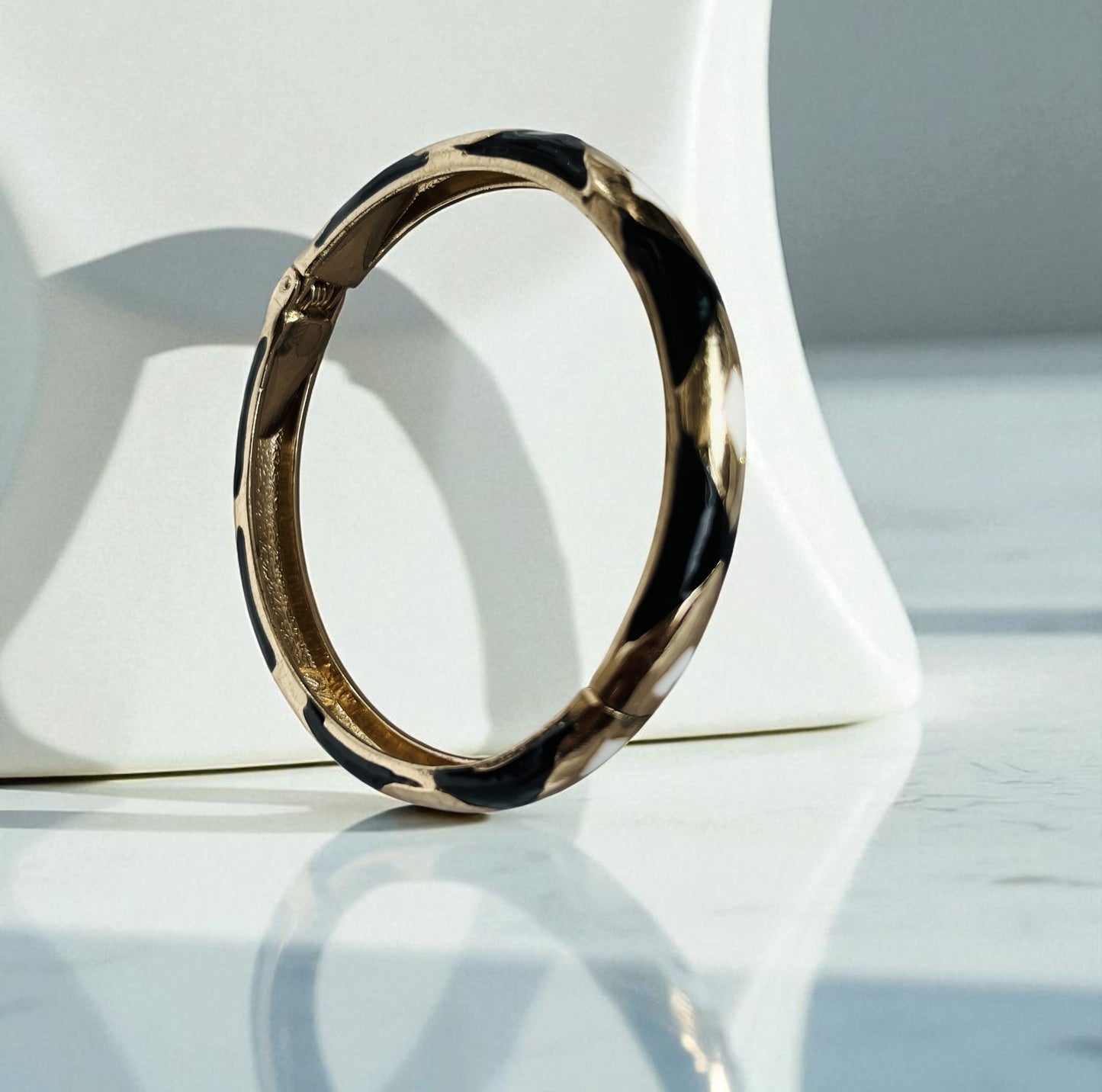 Black Meenakari Enamel Bangle with White Diamond Motifs & Gold Detailing